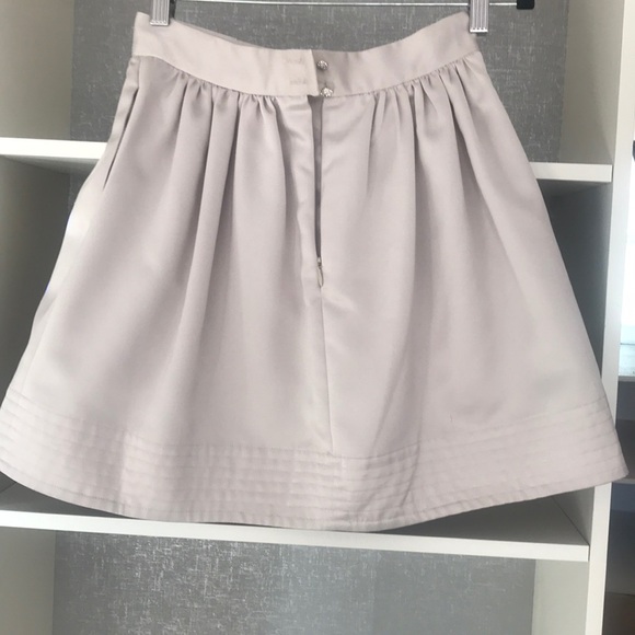 Anthropologie cream satin skirt size 0 - Picture 5 of 8